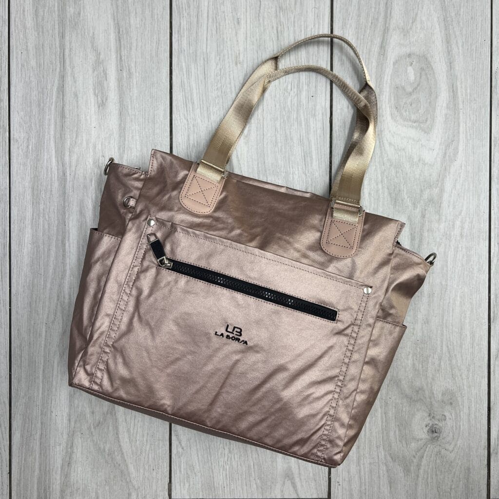 תיקים לנשים