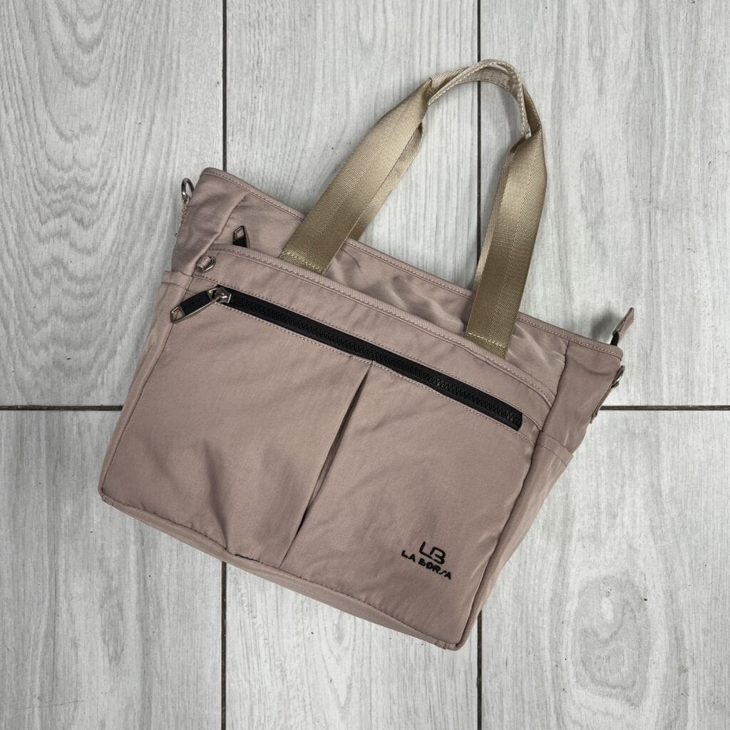 תיקים לנשים