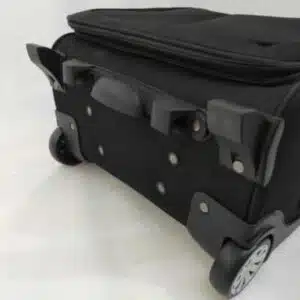 מזוודה קטנה 20"