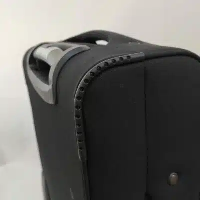 מזוודה קטנה 20"