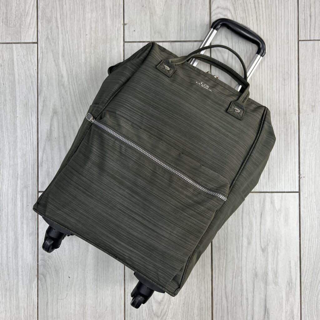 מזוודה מתקפלת