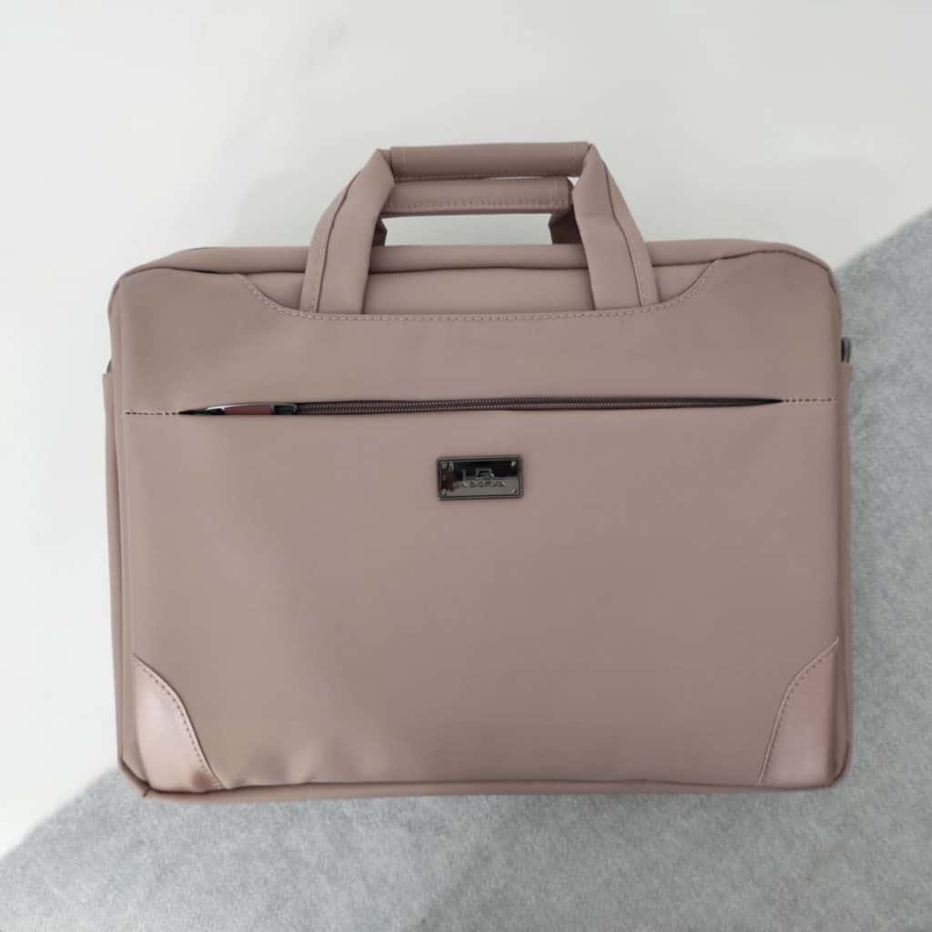 תיק למחשב נייד