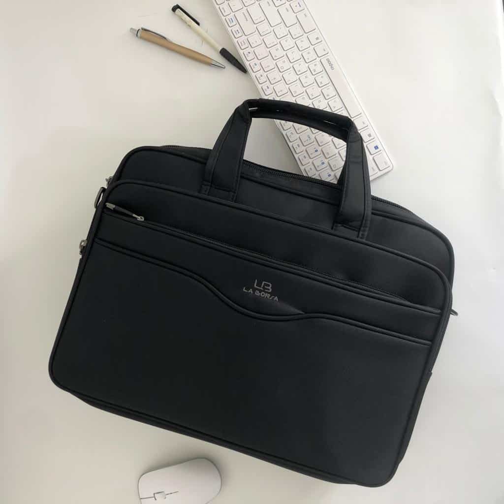 תיק למחשב נייד גדול