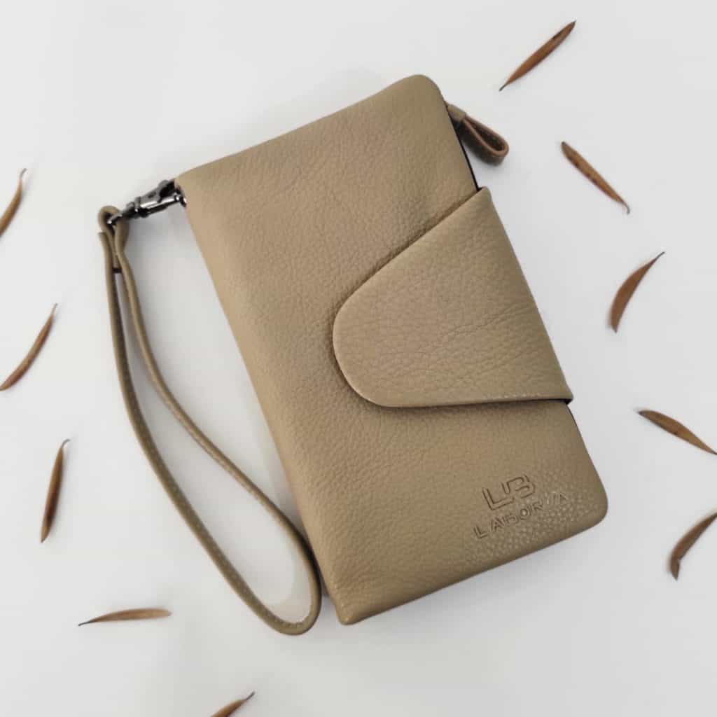 ארנק עור מתקפל לנשים