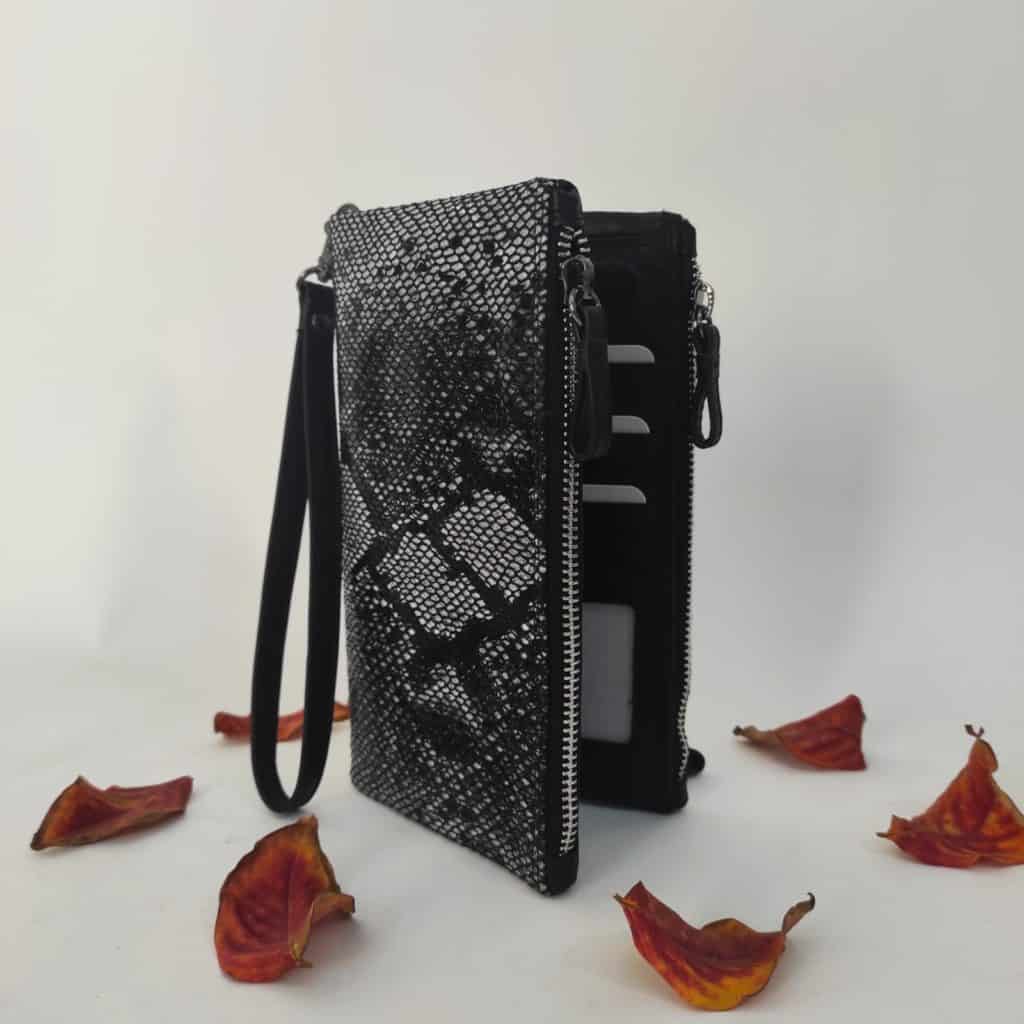 ארנק עור לנשים